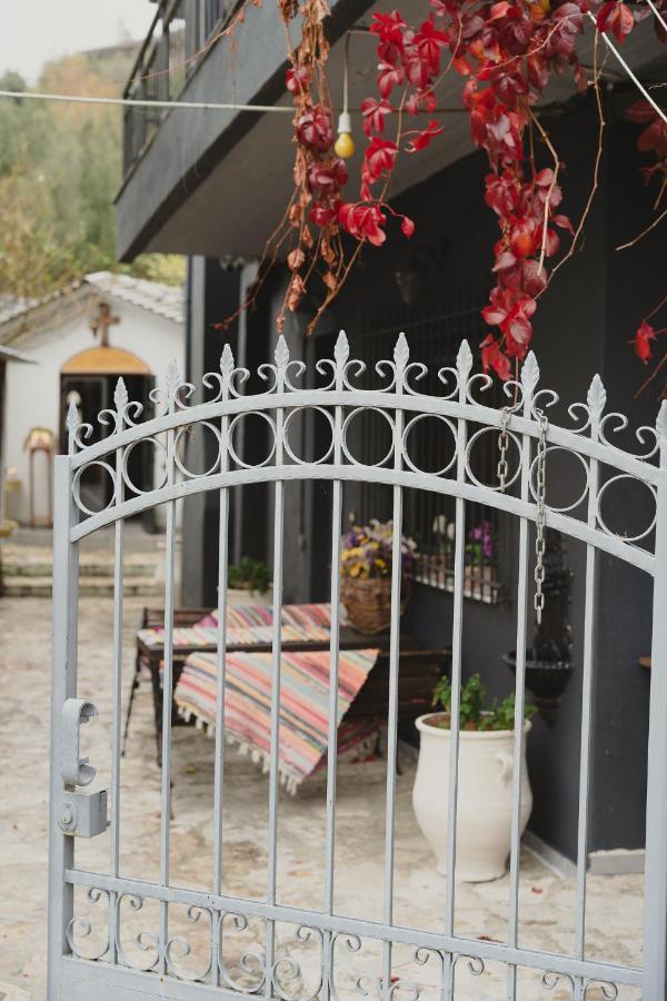 Country House *